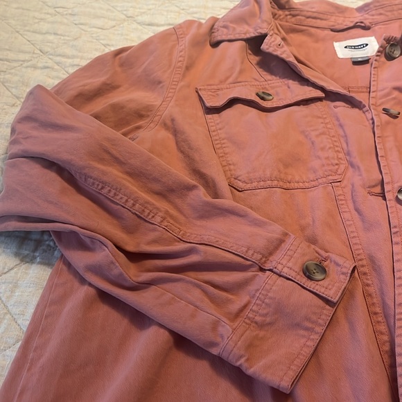 Old Navy pink shacket - Picture 3 of 5